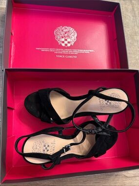 Vince Camuto Black Suede Platform Sandals size 9.5
